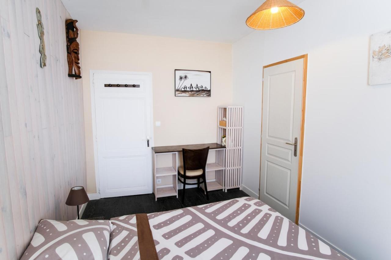Les Gues Rivieres Bed and Breakfast Pujols  Buitenkant foto