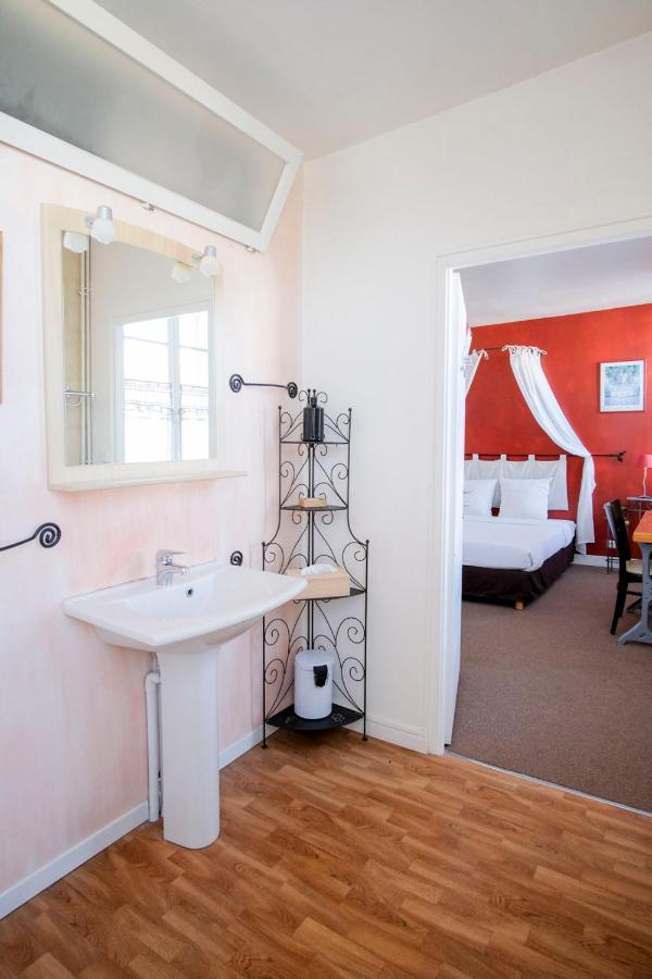 Les Gues Rivieres Bed and Breakfast Pujols  Buitenkant foto