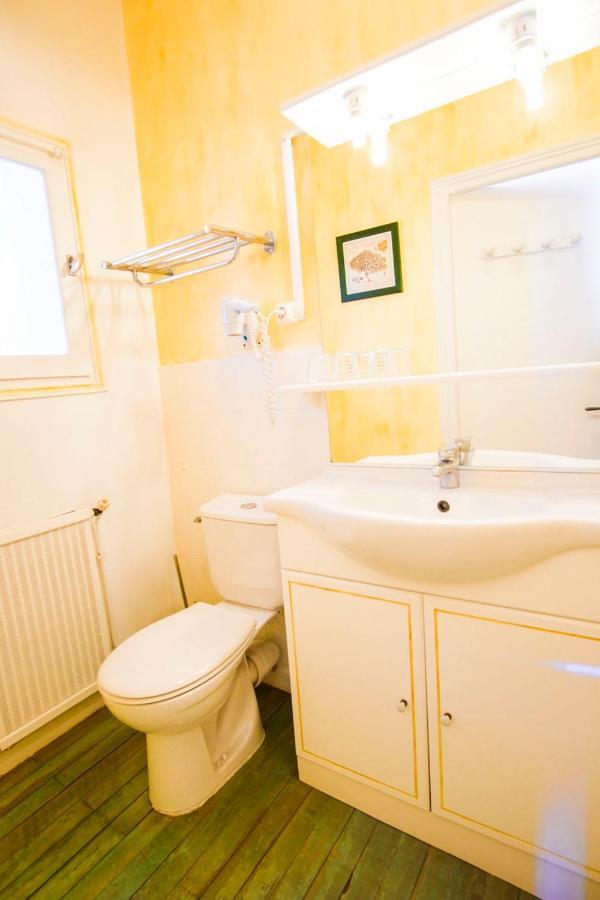 Les Gues Rivieres Bed and Breakfast Pujols  Buitenkant foto