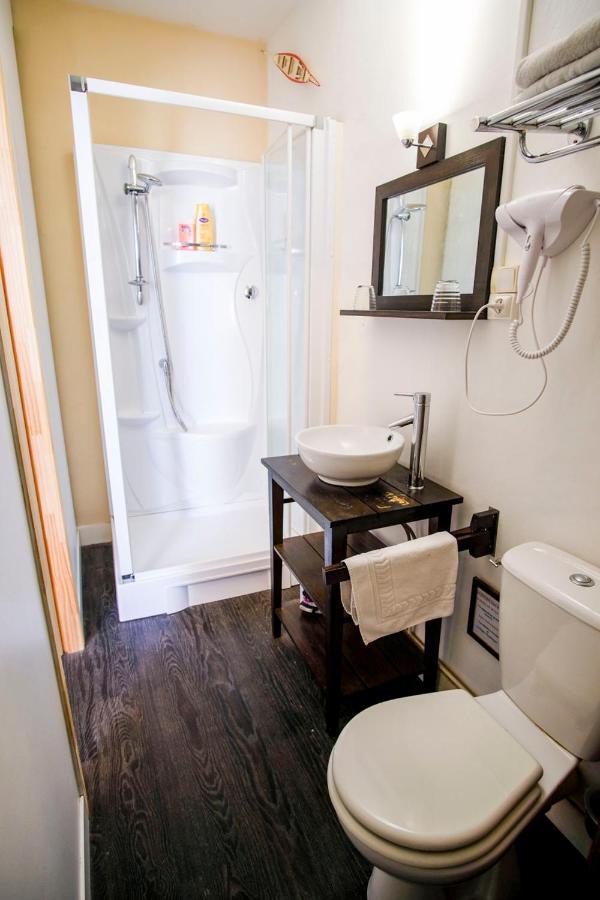 Les Gues Rivieres Bed and Breakfast Pujols  Buitenkant foto