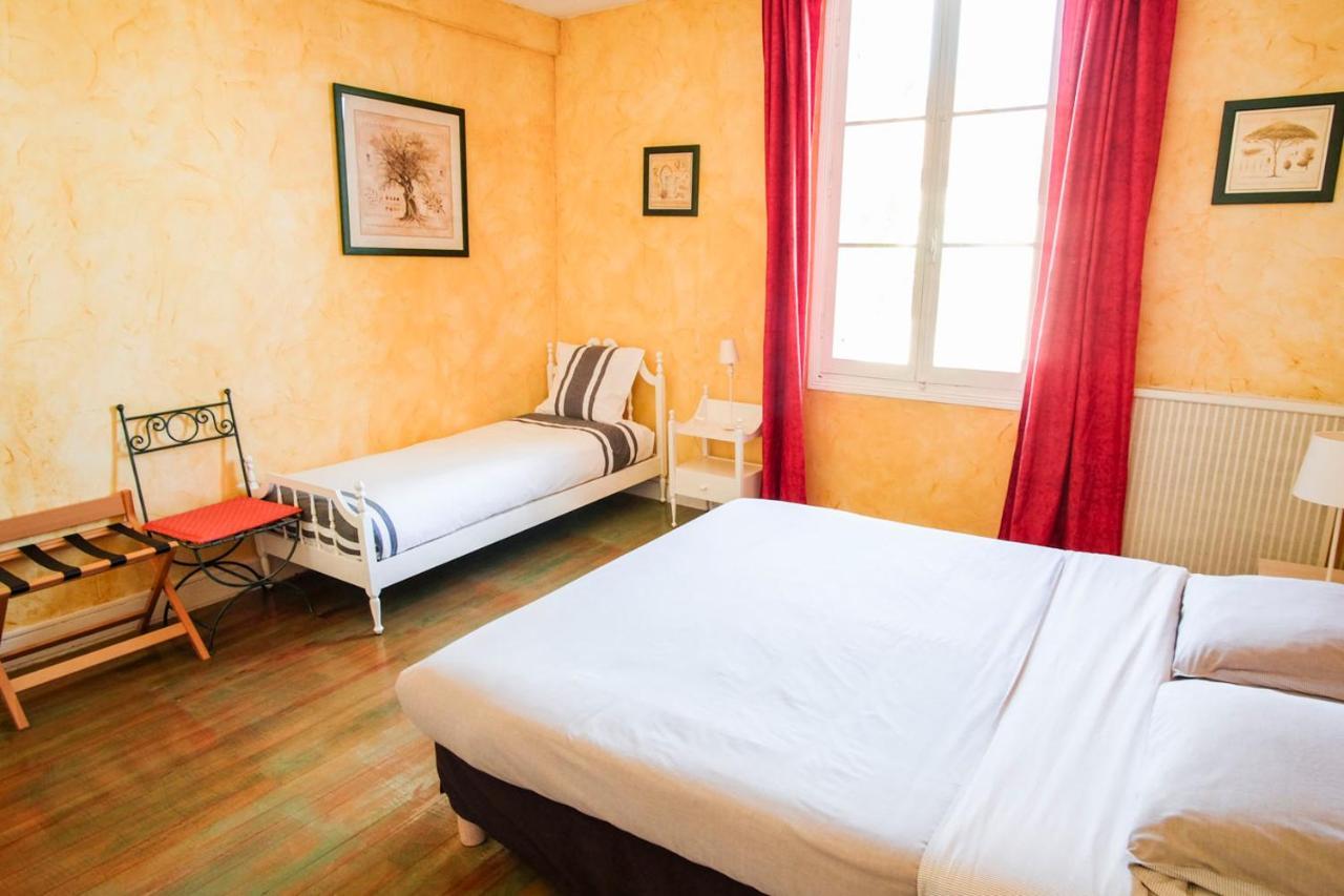 Les Gues Rivieres Bed and Breakfast Pujols  Buitenkant foto